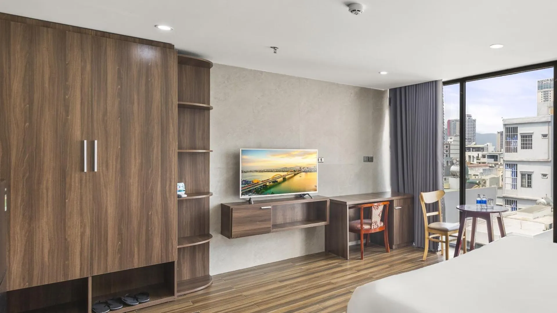 Sea Hotel & Apartment 다낭 4*,