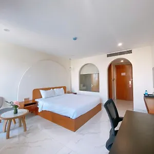 Hotel Maple &
