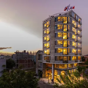 Bridges Boutique *** Da Nang