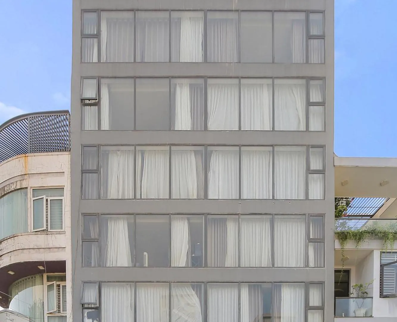 Sea Hotel & Apartment Дананг 4*,
